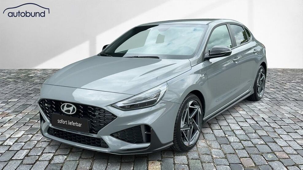 Hyundai i30 3.116 km 25.570 € Glauchau 08371