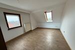 Dachgeschoßwohnung Hahnbach - 3 Zimmer, 48 m&sup2;, 385&euro; | Angebot:25306418