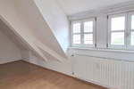 Schöne 3-Zi-Whg - FÜR MAXIMAL 2 PERSONEN -Einbauküche – Tageslichtbad – Wiesengrund in Laufweite zimmer