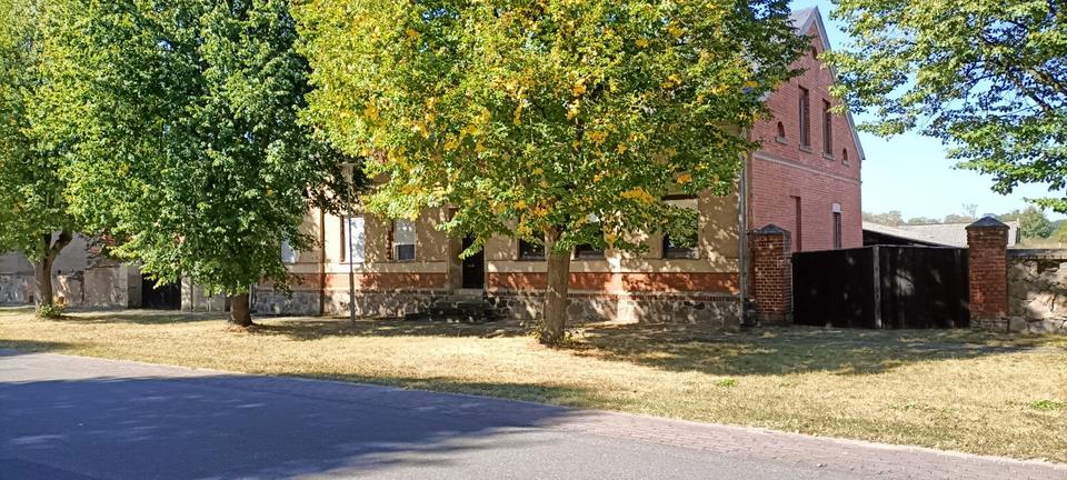 Mehrfamilienhaus, Wohnhaus Lindow (Mark) - 5 Zimmer, 255 m&sup2;, 400.000&euro; | Angebot:24689350