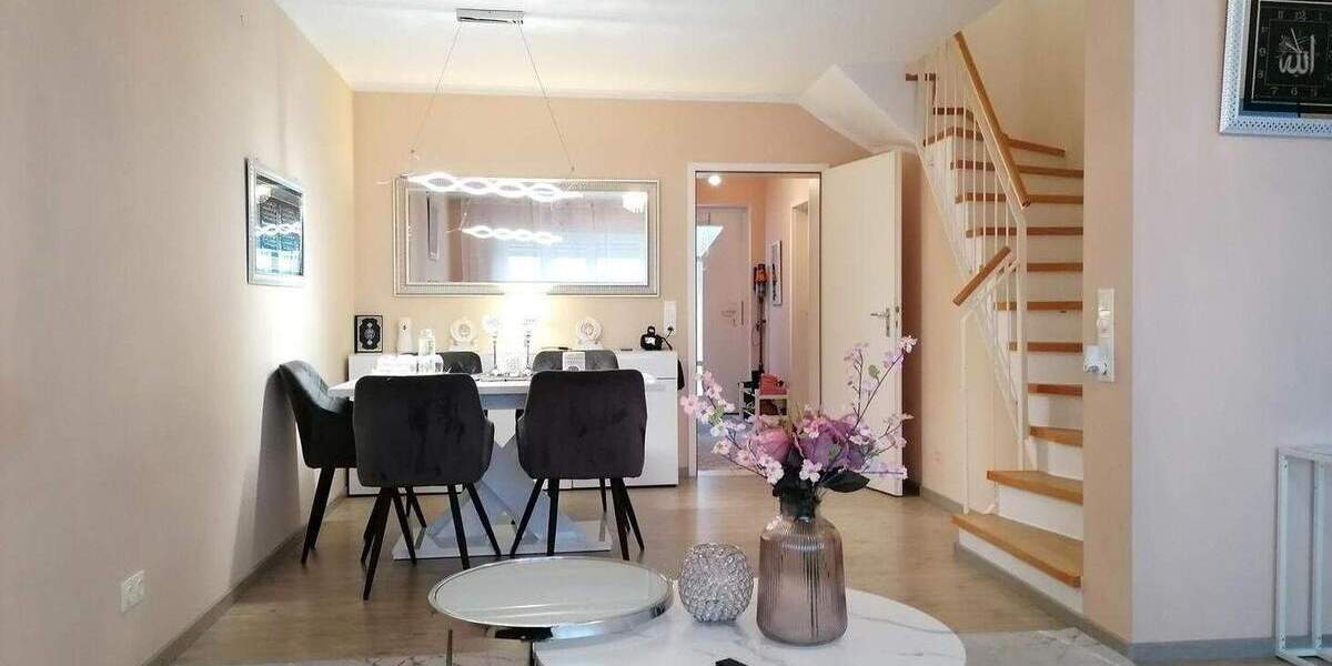 Reihenmittelhaus Grafenau Frauenberg - 4 Zimmer, 106 m&sup2;, 265.000&euro; | Angebot:26345521