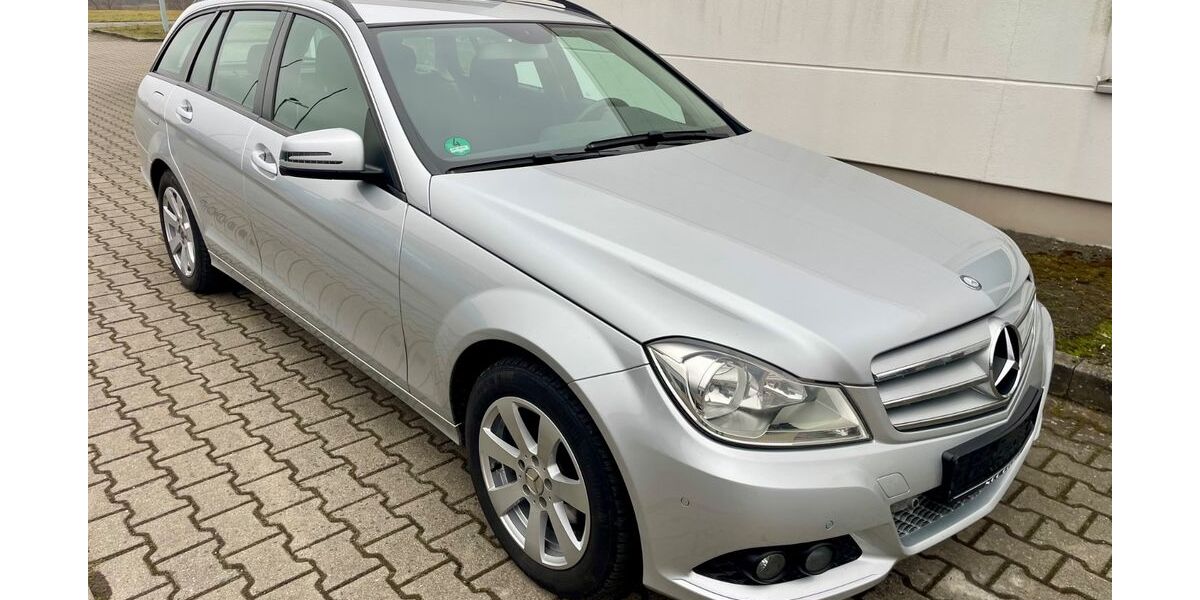 Mercedes-Benz C 220 227.000 km 7.490 &euro; Görlitz OT Königshufen 02828