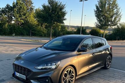 Ford Focus 104.500 km 14.299 &euro; Uhingen 73066