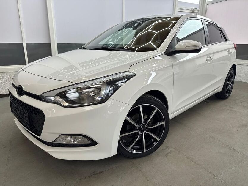 i20