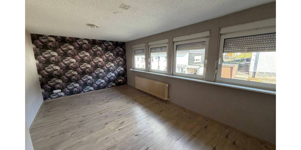 Doppelhaushälfte Bad Berleburg - 5 Zimmer, 135 m&sup2;, 189.000&euro; | Angebot:25938522