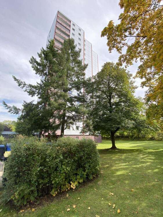 Wohnung zum Kaufen in Erlangen 250.000 € 81.6 m²
