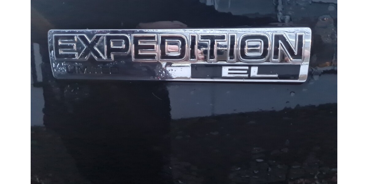 Ford Expedition 237.000 km 16.999 &euro; Bocholt 46395