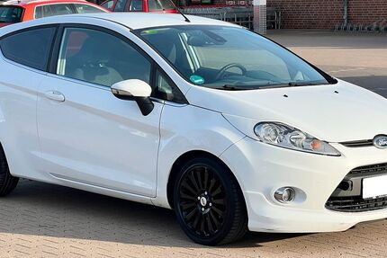 Ford Fiesta 150.000 km 2.700 &euro; Hessisch Oldendorf 31840