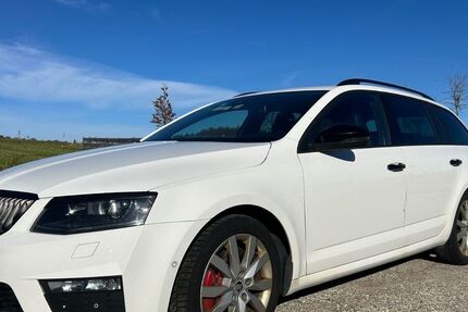 Skoda Octavia 413.606 km 5.900 &euro; Pittenhart 83132