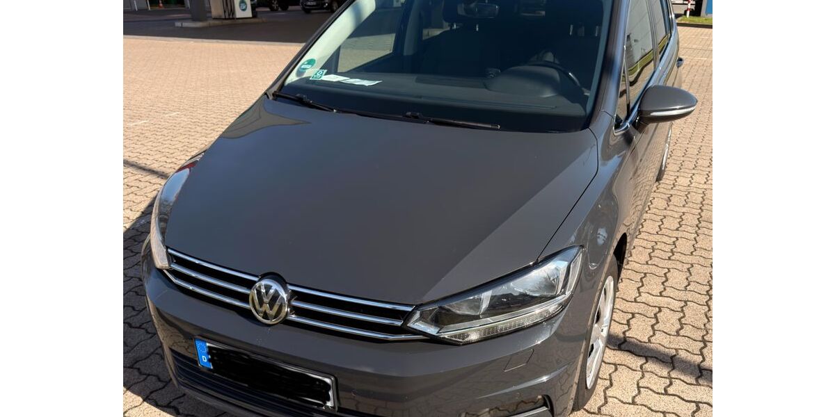 VW Touran 112.000 km 15.888 &euro; Hamburg 20146