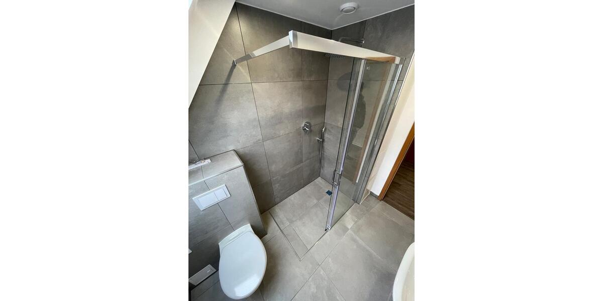 ✨ Einzigartige 3-Zimmer-Wohnung mit zusätzlichem DG-Bereich 5 zimmer