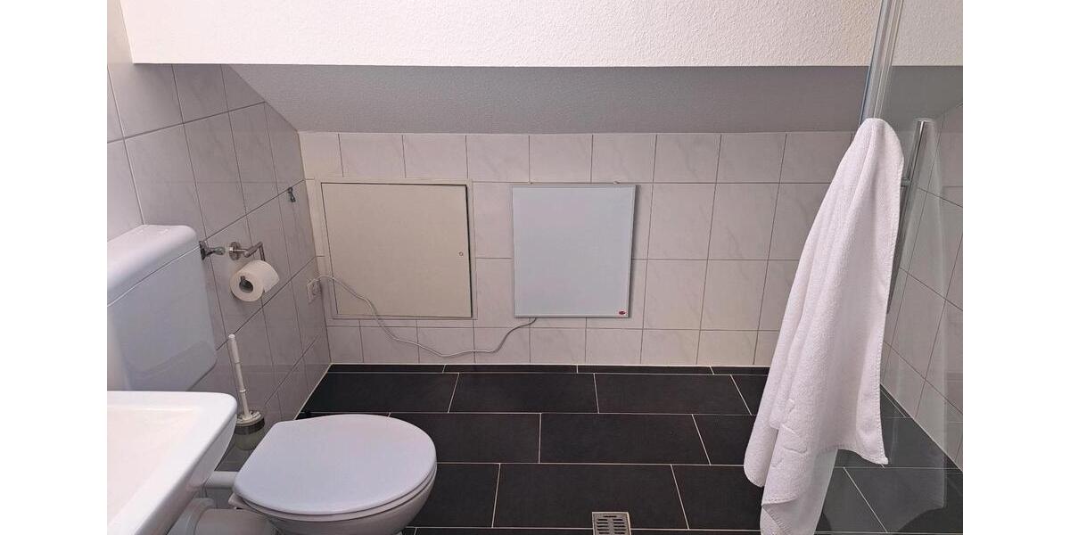 Doppelhaushälfte Neuenrade - 4 Zimmer, 156 m&sup2;, 244.000&euro; | Angebot:26907947