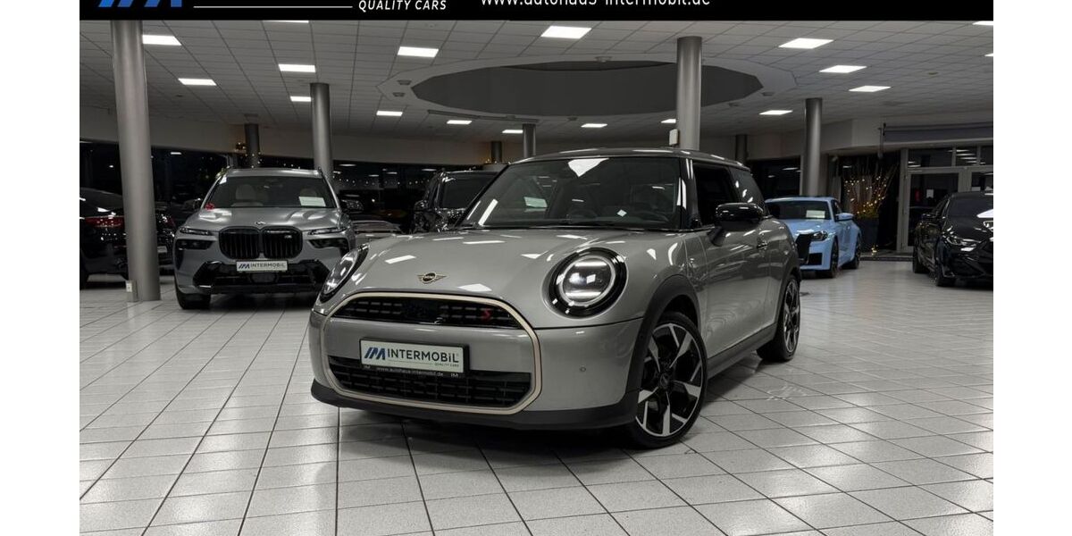 Mini Cooper S 25.574 km 31.990 &euro; Schönefeld / bei Berlin 12529