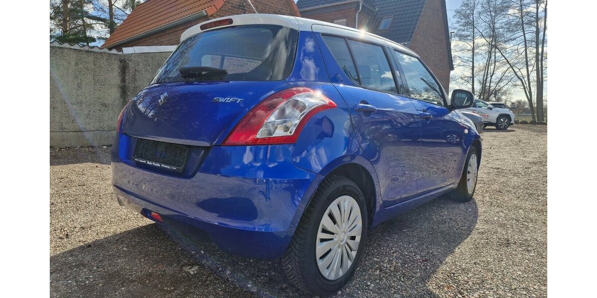 Suzuki Swift Club 34.800 km 8.900 &euro; Lutherstadt Wittenberg 06886