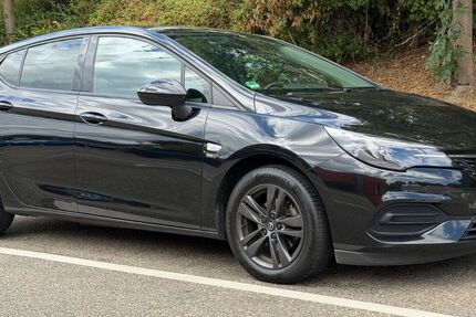 Opel Astra 114.000 km 8.500 &euro; Fellbach 70736