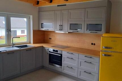 Schöne helle DG-Wohnung 2 zimmer