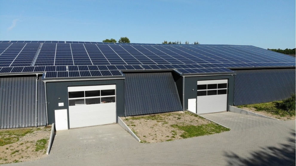 655 m² große Halle in zentraler Lage in 24837 Schleswig zu vermieten. zimmer