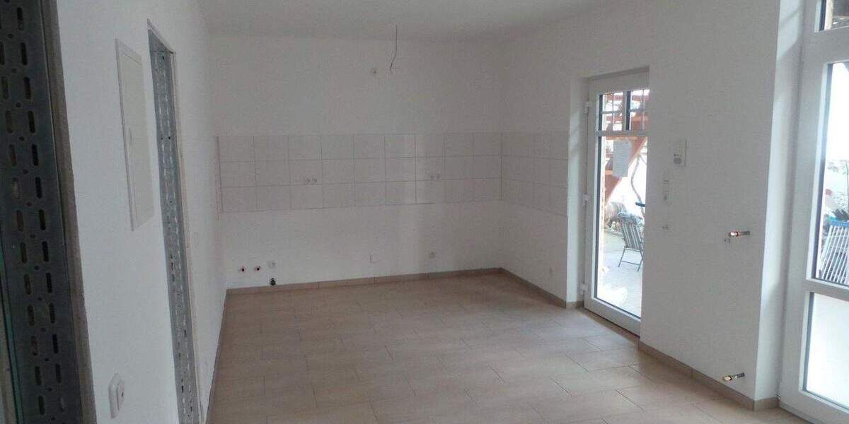 Etagenwohnung Schriesheim Branich - 3 Zimmer, 49 m&sup2;, 710&euro; | Angebot:25479037