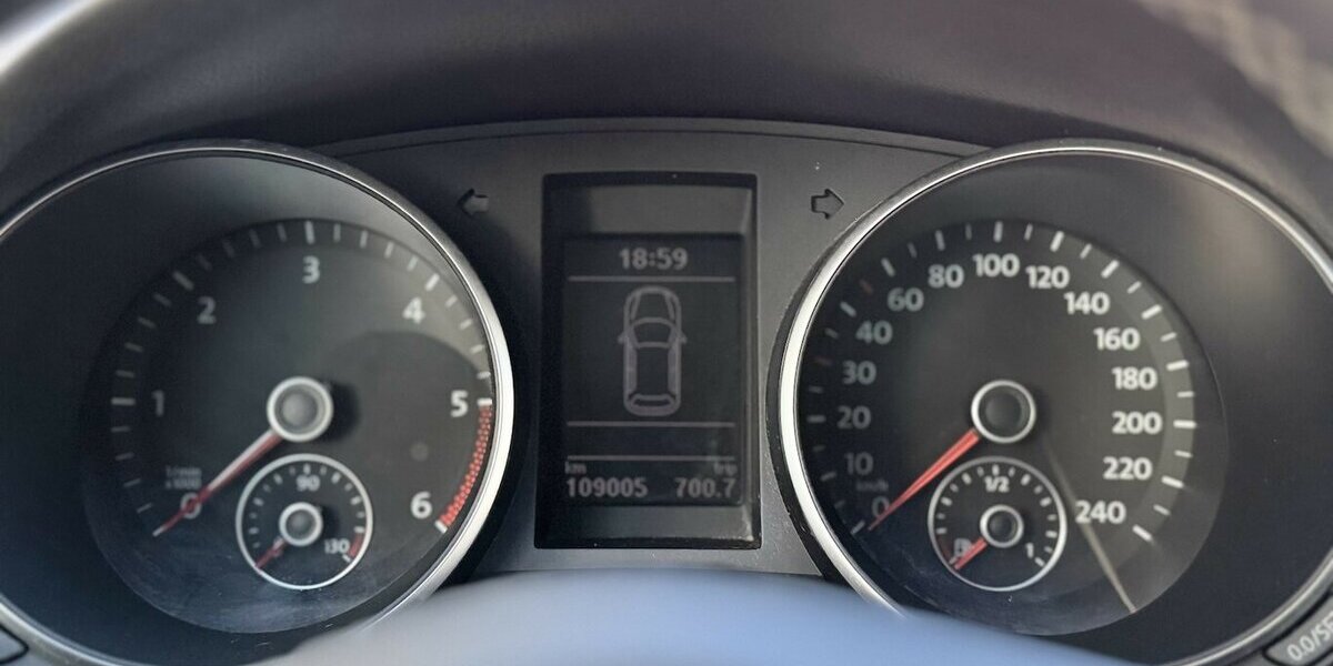 VW Golf ´Team´ / Automatik / Klima / Sitzheizung 100.000 km 9.900 &euro; Mönchengladbach 41066