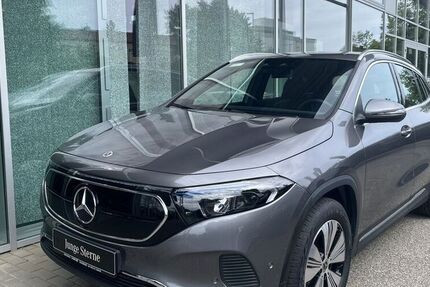 Mercedes EQA