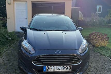 Ford Fiesta 156.300 km 4.099 € Bochum 44795