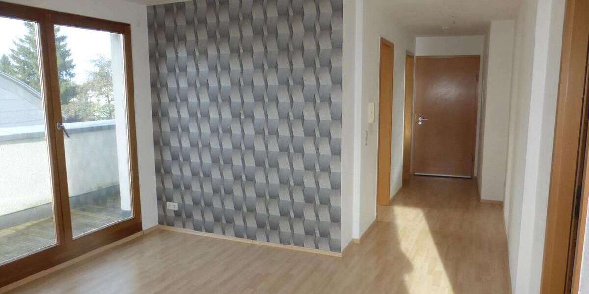 Etagenwohnung Lichtenstein - 2 Zimmer, 63 m&sup2;, 60.000&euro; | Angebot:25520118