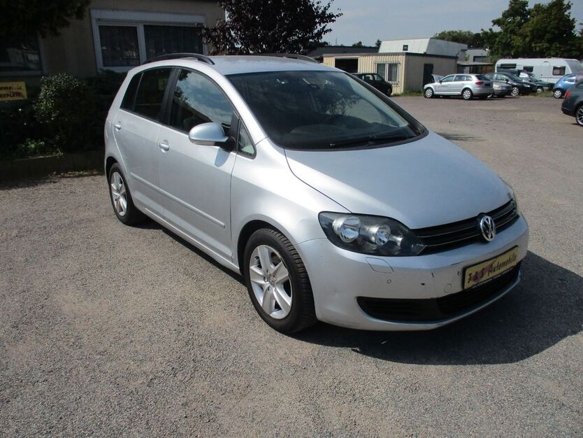VW Golf 212.000 km 2.499 € Dresden 01277