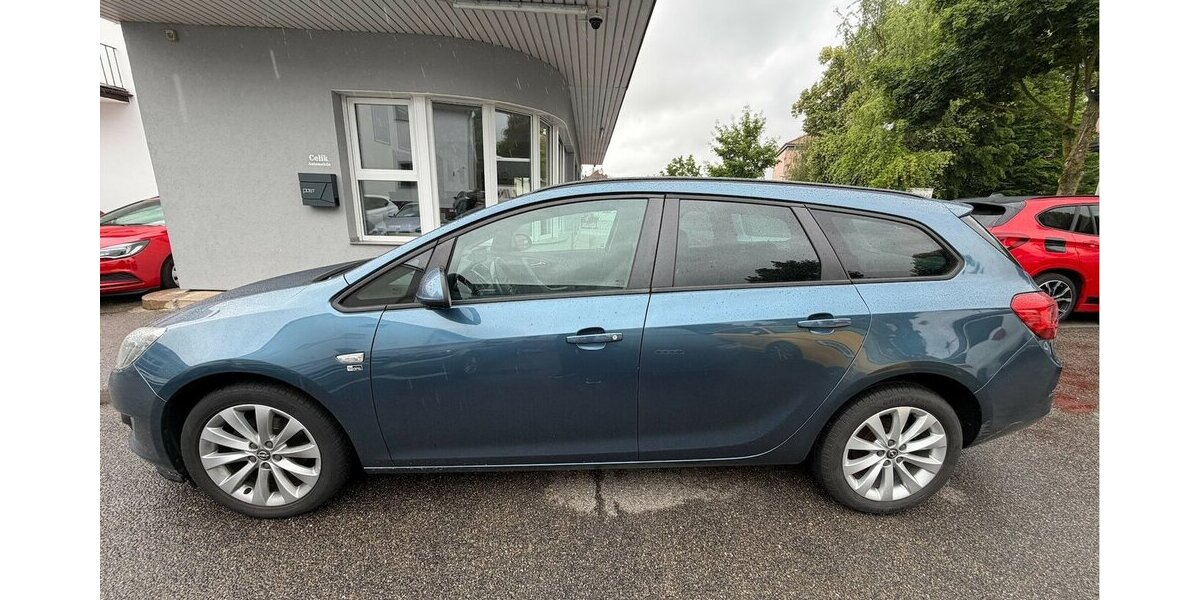 Opel Astra J 1.4 Turbo 150 Jahre 151.500 km 2.500 &euro; Neckarsulm 74172