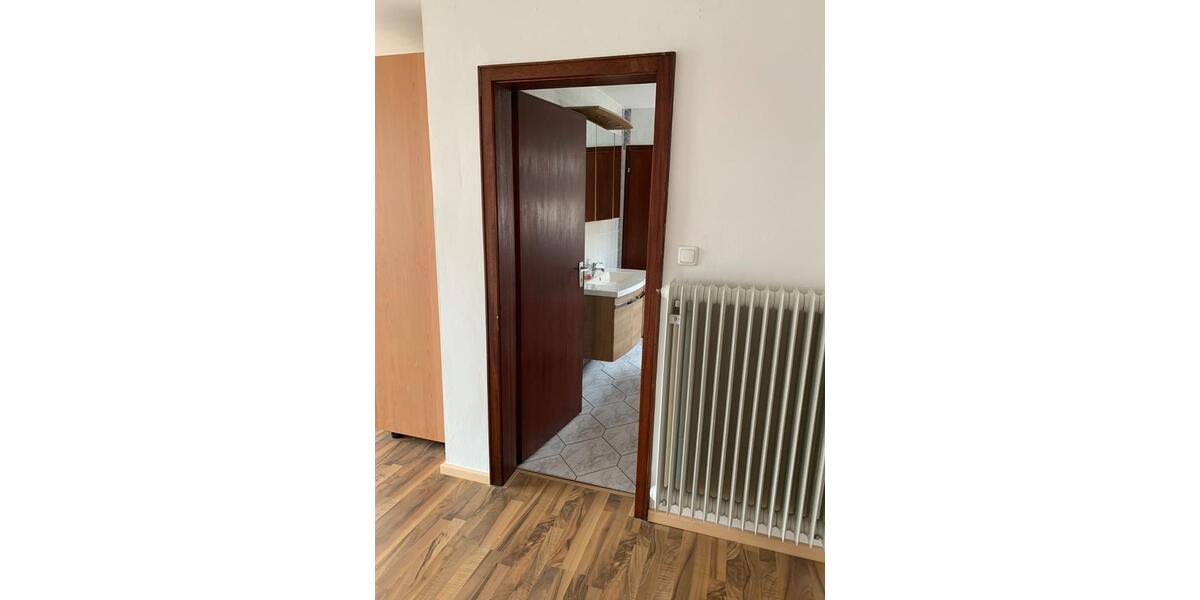Etagenwohnung Pfarrkirchen - 1 Zimmer, 20 m&sup2;, 300&euro; | Angebot:25417775