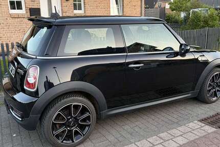 Mini One 113.000 km 9.200 &euro; Büchen 21514