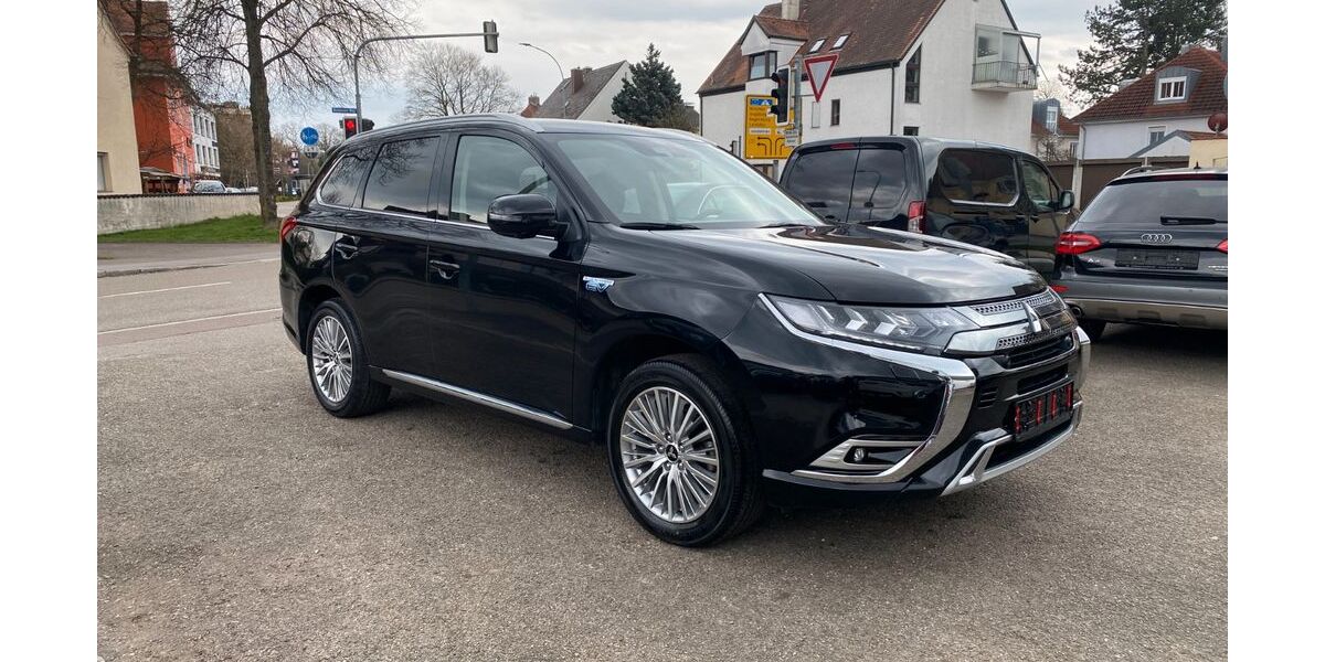 Mitsubishi Outlander 42.000 km 21.990 &euro; Ingolstadt 85057