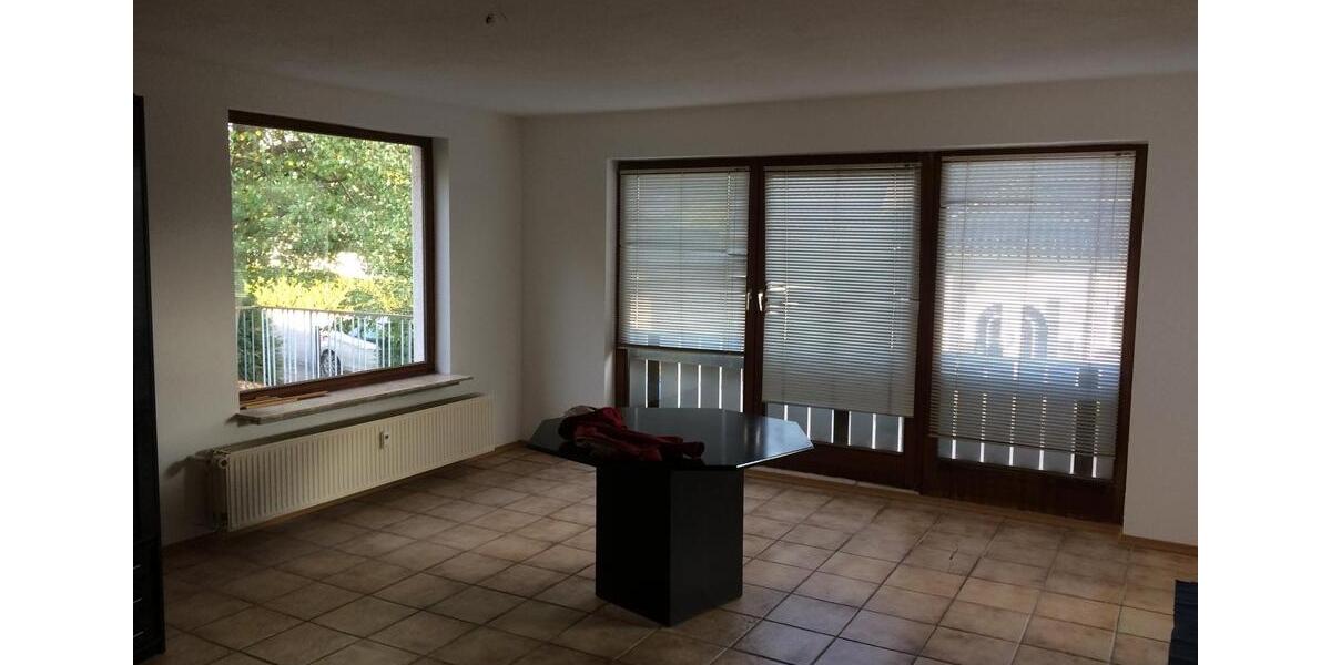 Hochparterre Finnentrop - 1 Zimmer, 62 m&sup2;, 610&euro; | Angebot:26178521