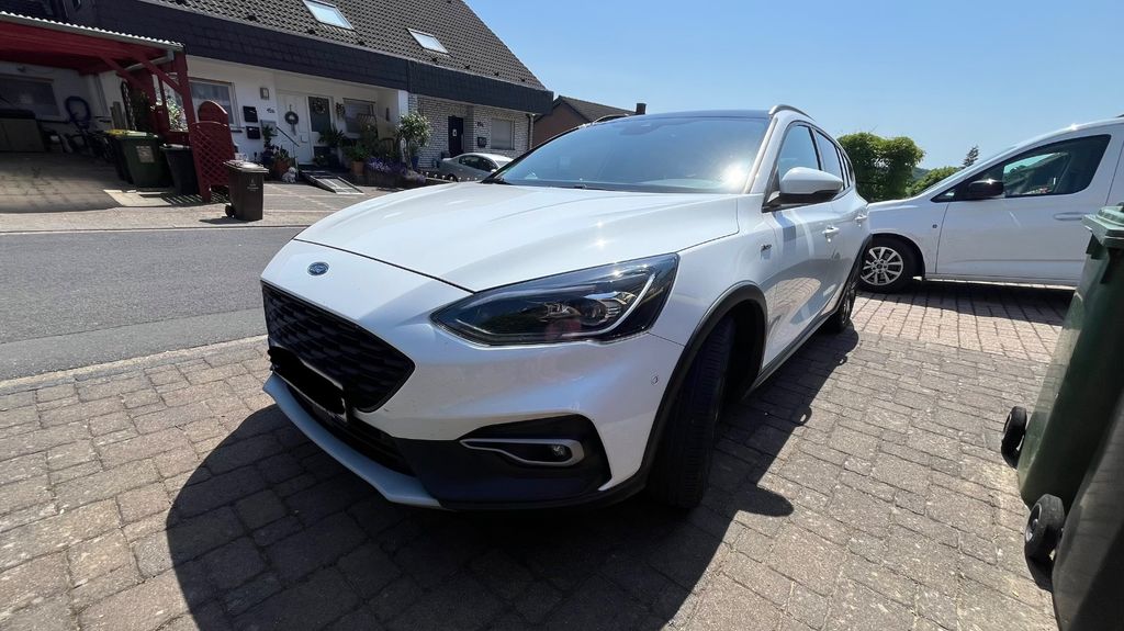 Ford Focus 79.000 km 16.999 &euro; Much 53804