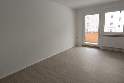 Wohnung Treuen - 3 Zimmer, 62 m&sup2;, 370&euro; | Angebot:25324477