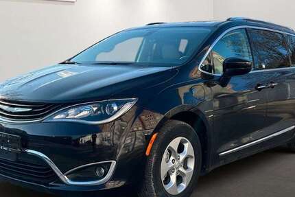 Chrysler Pacifica 45.469 km 19.999 &euro; Berlin 12681