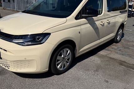 VW Caddy Maxi 219.000 km 13.900 &euro; hamburg 20537