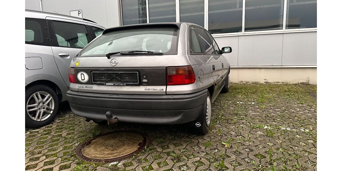 Opel Astra 72.100 km 1.990 &euro; Altdorf 84032