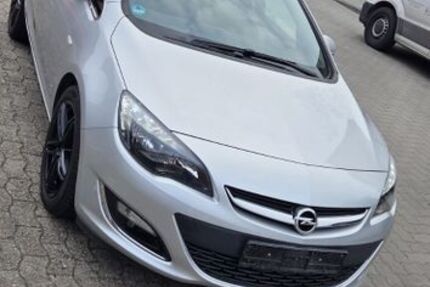 Opel Astra 66.670 km 8.000 &euro; Hamburg 21107