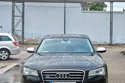 Audi A8 220.000 km 20.001 € Dresden 01279