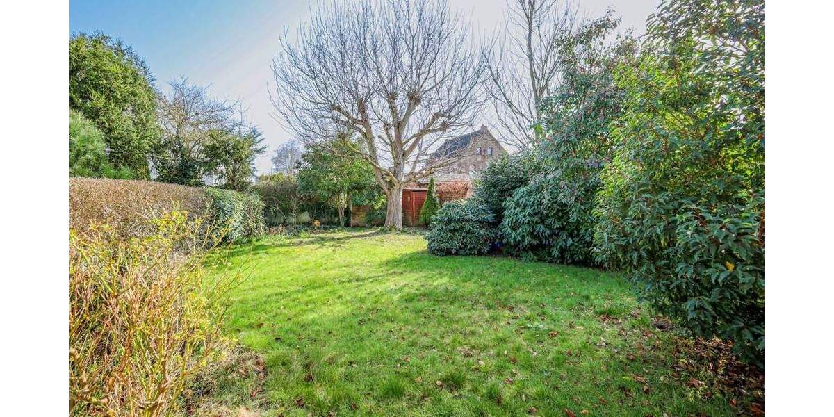 Doppelhaushälfte Langenfeld / Reusrath Reusrath - 6 Zimmer, 121 m&sup2;, 450.000&euro; | Angebot:25473873