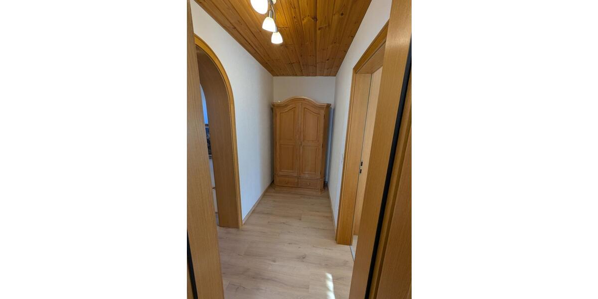 Etagenwohnung Eggenfelden - 2.5 Zimmer, 74 m&sup2;, 750&euro; | Angebot:26303040
