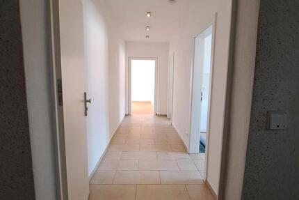 Wohnung Hohenmölsen - 2 Zimmer, 54 m&sup2;, 47.500&euro; | Angebot:26115066