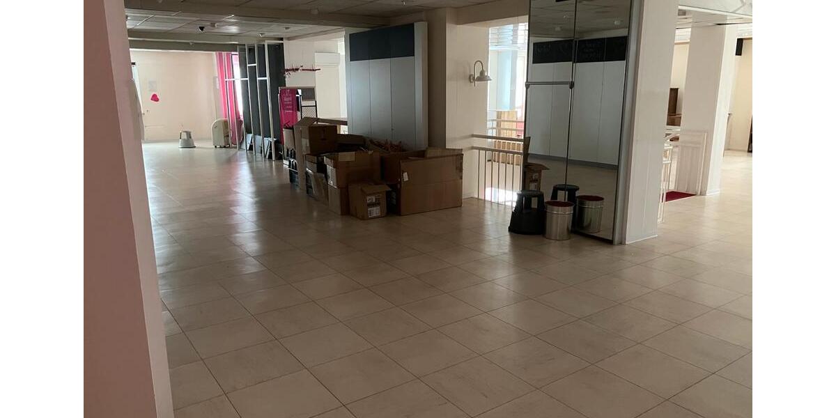 715 m² gewerbliche Laden-Nutzfläche in Osteroder Innenstadt zimmer