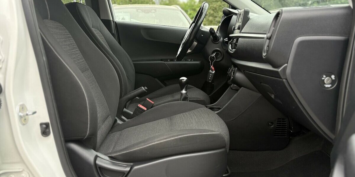 Kia Picanto 1.0 Edition 7 SITZHEIZUNG/KLIMA/LENKHZ 61.500 km 7.900 &euro; Villingen-Schwenningen 78054