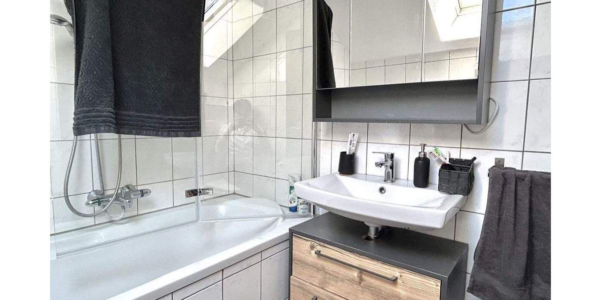 Etagenwohnung Mering - 2 Zimmer, 54 m&sup2;, 240.000&euro; | Angebot:25676220