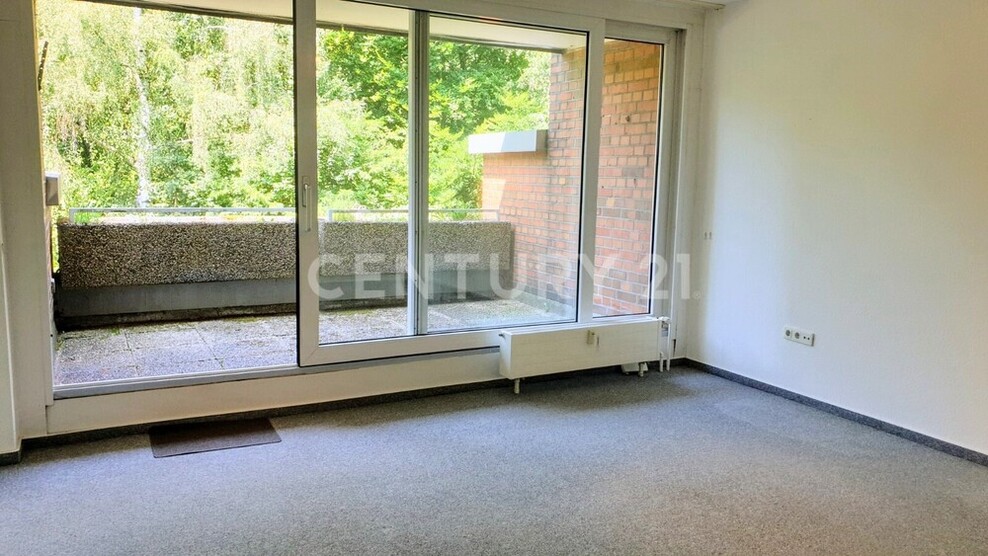 Uninähe! Helle Etagenwohnung mit großzügigem Balkon 1 zimmer