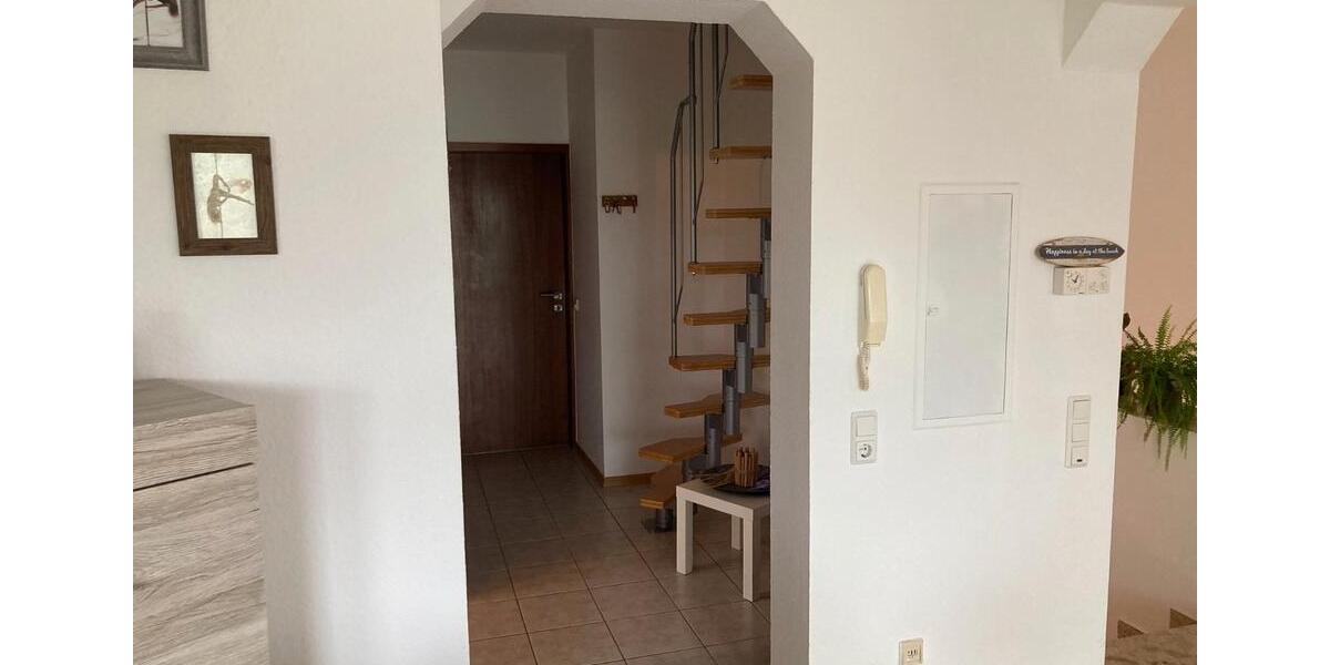 Dachgeschoßwohnung Saarlouis - 6 Zimmer, 116 m&sup2;, 240.000&euro; | Angebot:26145652