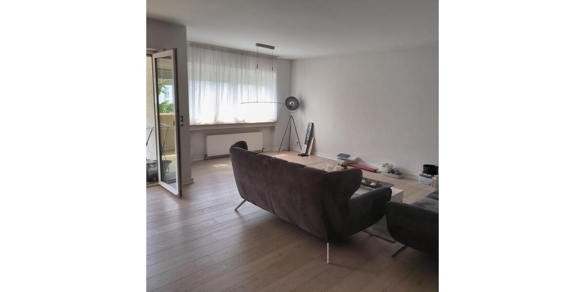 3 Zimmerwohnung mit Balkon 3 zimmer