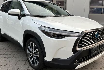 Toyota Corolla Cross 15.900 km 30.490 € Kiel 24109