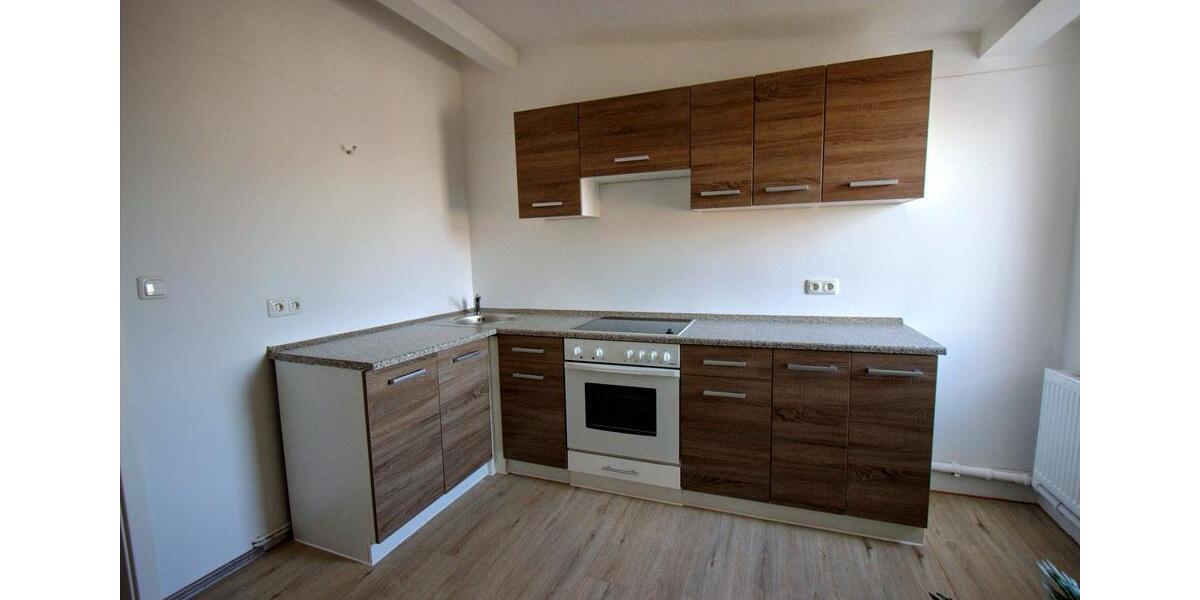 Dachgeschoßwohnung Wilhelmshaven - 2 Zimmer, 75 m&sup2;, 530&euro; | Angebot:26046996